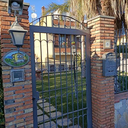 B&B Villa Salome' San Pietro Clarenza Exterior photo